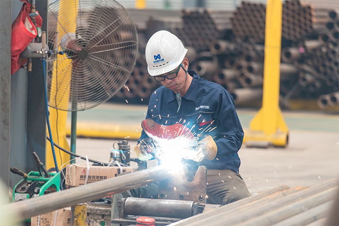 南岸网架焊接车间